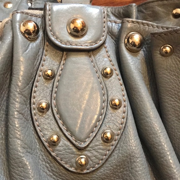 COPY - Gucci soft gray leather over the shoulder… - Picture 6 of 12
